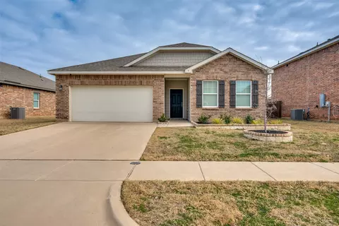 7 Winship Dr, Edgecliff Village, TX 76134