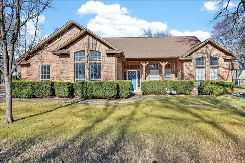 101 Idlewood Rd, Enchanted Oaks, TX 75156