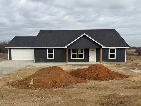 6008 Piper Anne St, Azle, TX 76020