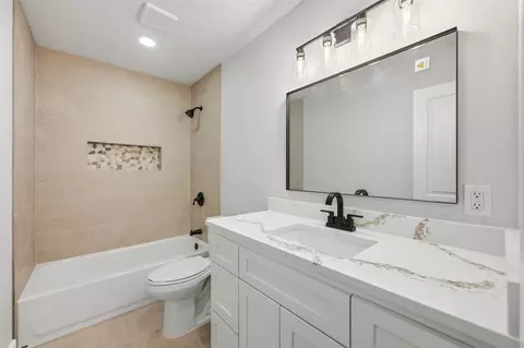 Bath - 302 E Fuller Dr, Euless, TX 76039 photo 1 of 2
