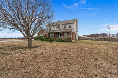 Exterior - 12481 Stice Rd, Krum, TX 76249 photo 3 of 7