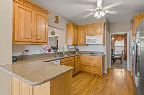 Kitchen - 12481 Stice Rd, Krum, TX 76249 photo 1 of 3