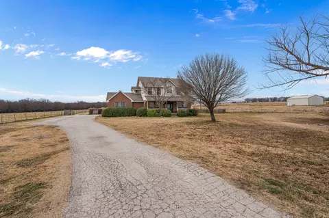 Exterior - 12481 Stice Rd, Krum, TX 76249 photo 2 of 7