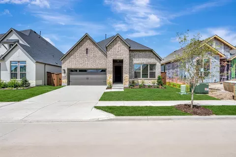 7812 Pondview Ln, Fort Worth, TX 76123