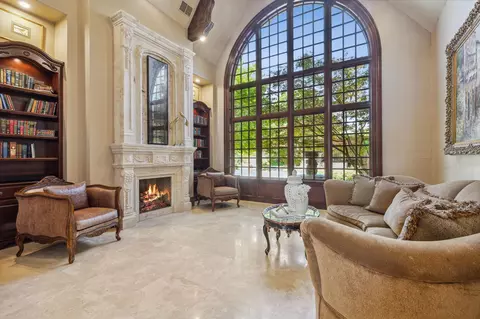 2505 Pelican Ct, Flower Mound, TX 75022