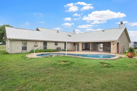 Other - 3057 Holy Rd, Abbott, TX 76621 photo 2 of 12