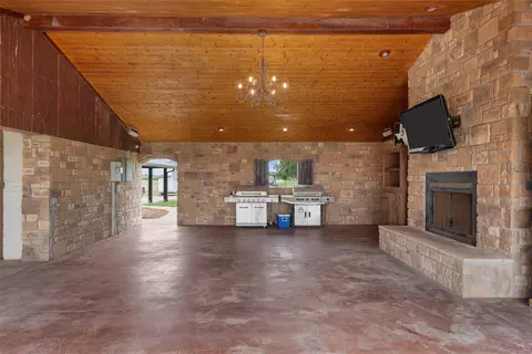 Other - 3057 Holy Rd, Abbott, TX 76621 photo 4 of 12