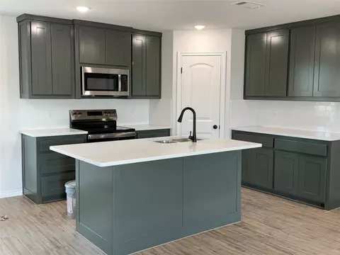 189 Altom Rd, Springtown, TX 76082 photo 2