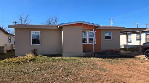2458 N Mockingbird Ln, Abilene, TX 79603