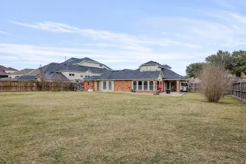 2631 Sicily Ct, Grand Prairie, TX 75052