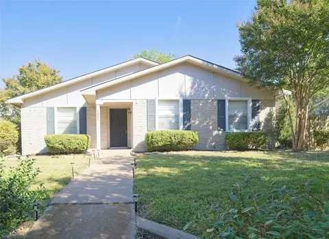 1421 Cross Bend Rd, Plano, TX 75023