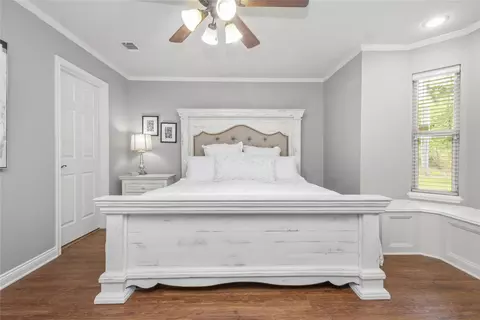 Bedroom - 10 Weatherby Dr, Hooks, TX 75561 photo 4 of 5