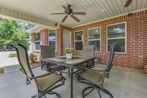 Exterior - 10 Weatherby Dr, Hooks, TX 75561 photo 2 of 8