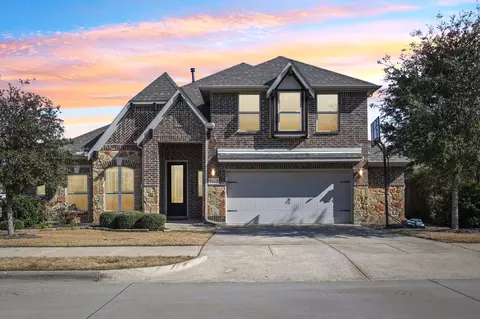 9413 Lakeway Dr, Argyle, TX 76226
