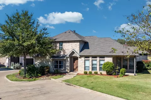 115 Marina Dr, Mabank, TX 75156