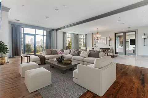 2828 Hood St #403, Dallas, TX 75219