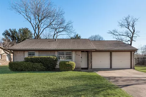 310 Katherine Ct, Duncanville, TX 75137