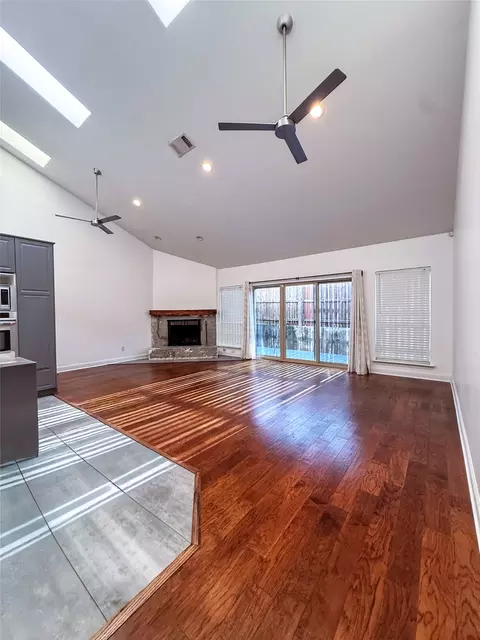 7450 Holly Hill Dr #103, Dallas, TX 75231