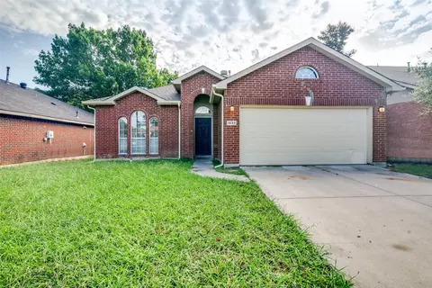 1433 Cross Courts Dr, Garland, TX 75040