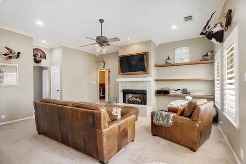 Living - 1174 Dickens, Howe, TX 75459 photo 3 of 4