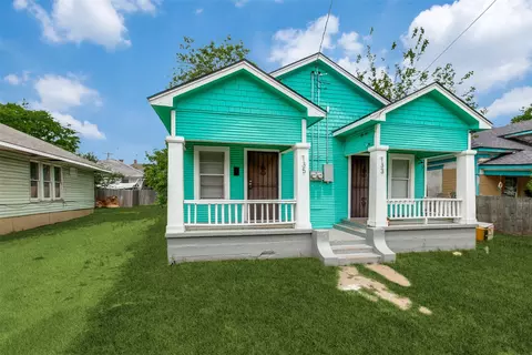 735 W Page Ave, Dallas, TX 75208
