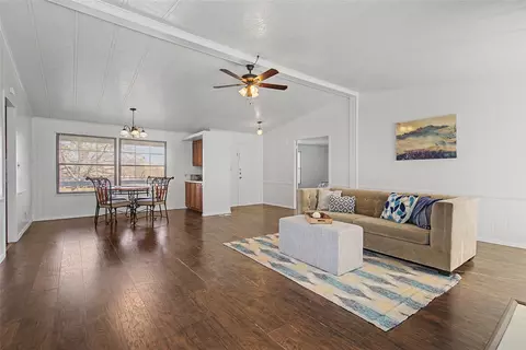 365 Penny Ln, Roanoke, TX 76262
