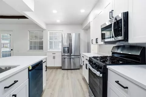 3825 Old Faithful Ct, Irving, TX 75062