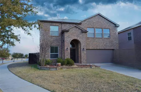 5021 Splitrock Dr, Denton, TX 76210