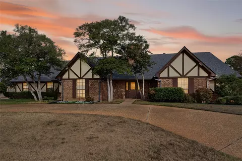 110 Southwood Dr, Bossier City, LA 71111