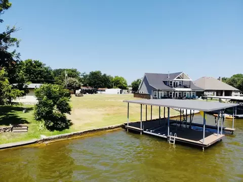 4111 Aztec Ct, Granbury, TX 76048