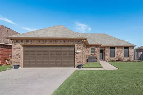 1020 Micah Rd, Burleson, TX 76028