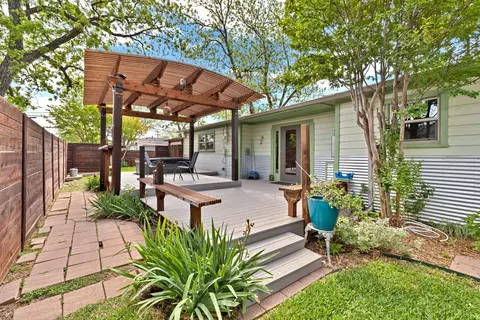 2837 Townsend Dr, Fort Worth, TX 76110