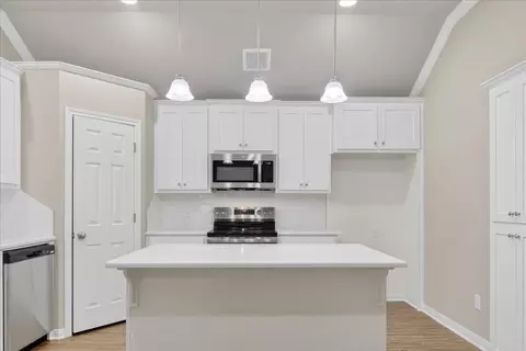 Kitchen - 2508 Yoder Ln, Waco, TX 76706 photo 2 of 2