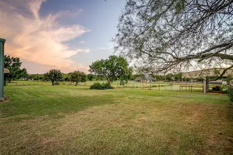 540 W County Road 714, Burleson, TX 76028
