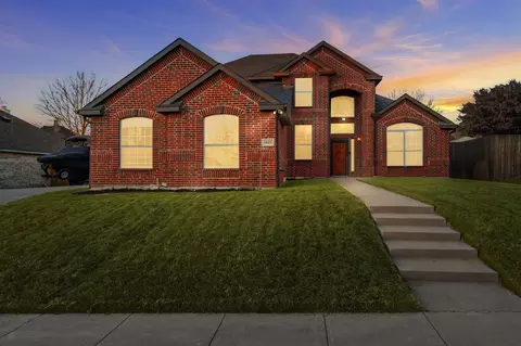 6613 Creek Bnd, Rowlett, TX 75089