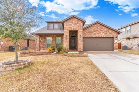 1102 Tiburon Trl, Cleburne, TX 76033