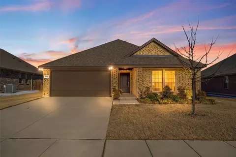 316 Jefferson Ln, Royse City, TX 75189