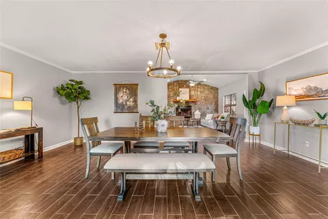 Dining - 903 S Old Temple Rd, Lorena, TX 76655 photo 2 of 4