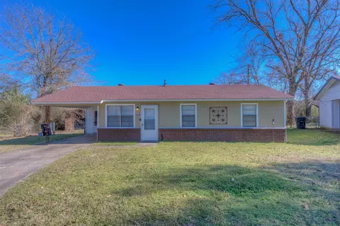 9403 Woodcrest Dr, Shreveport, LA 71118