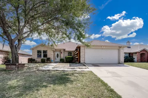 2219 Zion Hl, Grand Prairie, TX 75052