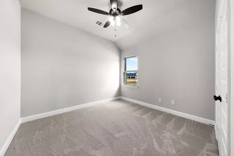 Bedroom - 121 Doris Dr, Canton, TX 75103 photo 4 of 6