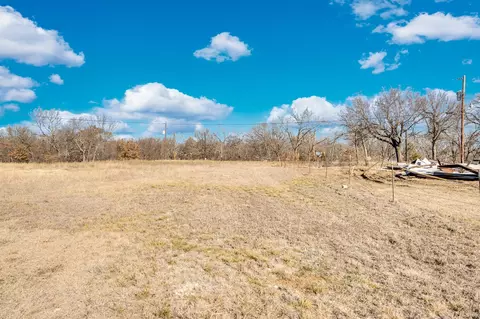 83 Baugh Rd, Gainesville, TX 76240 photo 4