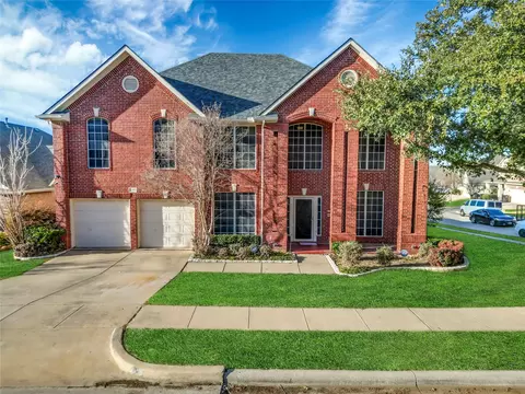 5300 Sunnyway Dr, Fort Worth, TX 76123