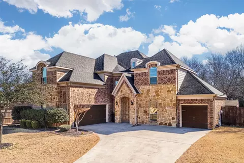 704 Elm Creek Cir, Mansfield, TX 76063