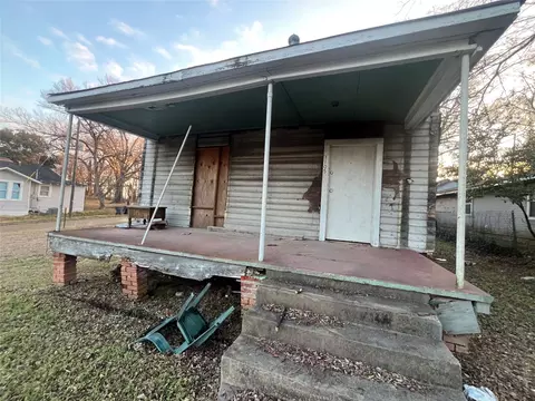 1105 Foster St, Shreveport, LA 71101