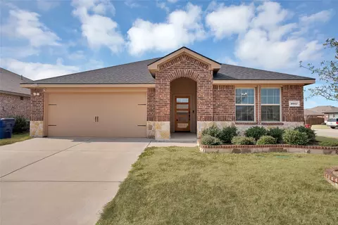 1017 Whispering Oak Dr, Royse City, TX 75189