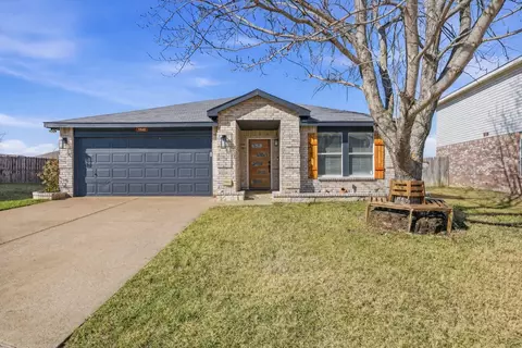 11940 Balliol Ln, Crowley, TX 76036