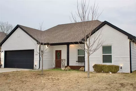 1711 Fred St, Greenville, TX 75401