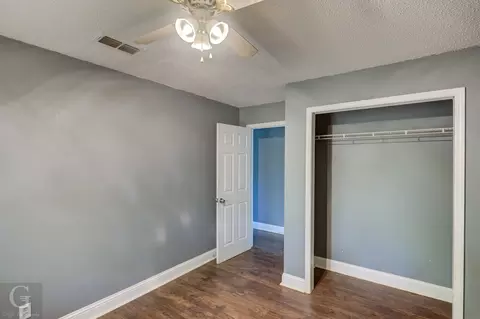 Bedroom - 9626 Highway 3, Plain Dealing, LA 71064 photo 3 of 3