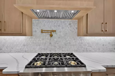 Kitchen - 631 Twilight Dr, Prosper, TX 75078 photo 4 of 5